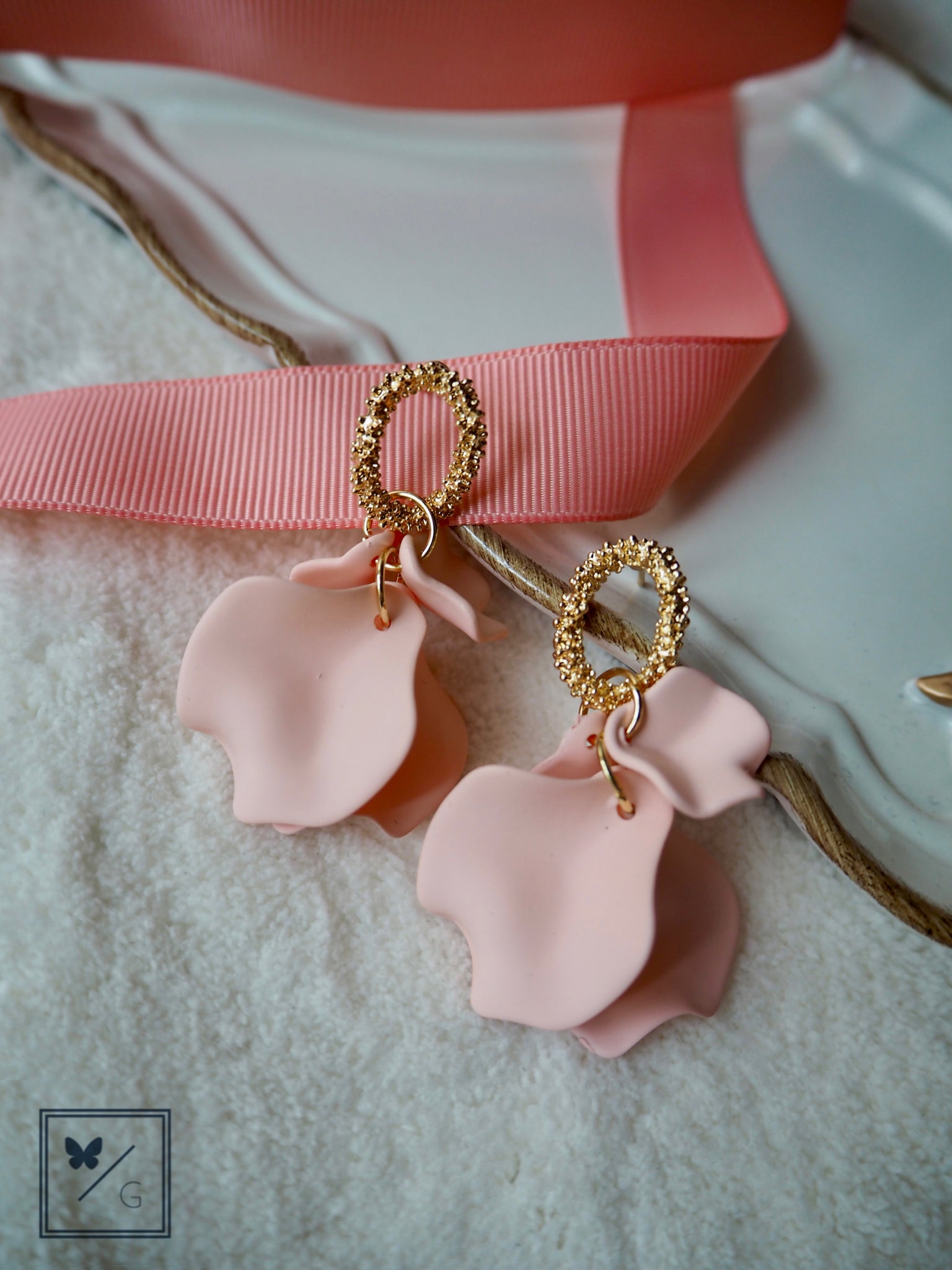 Love Is In The Air - Flower Petals Earrings