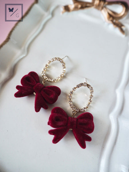 Love Is In The Air - Dangling Bow Earrings