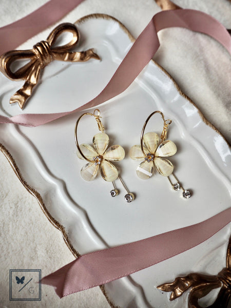 Neveah Golden Hoop Flower Earrings