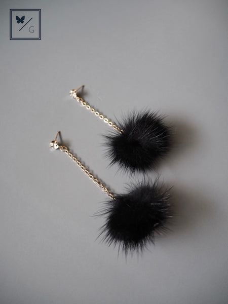 Hilda Pom-Pom Earrings