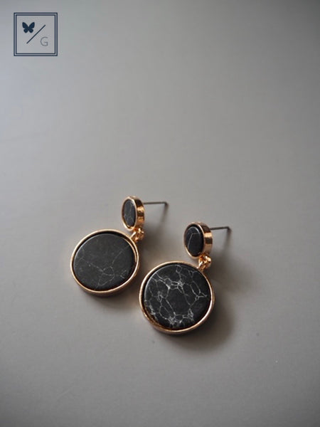 Hera Black Marble Pattern Earrings