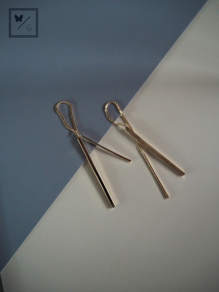 Dylis Metallic Thread Earrings