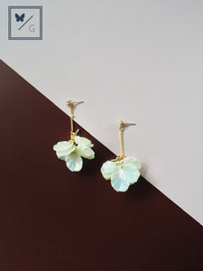 Adelle Shell Petals Earrings