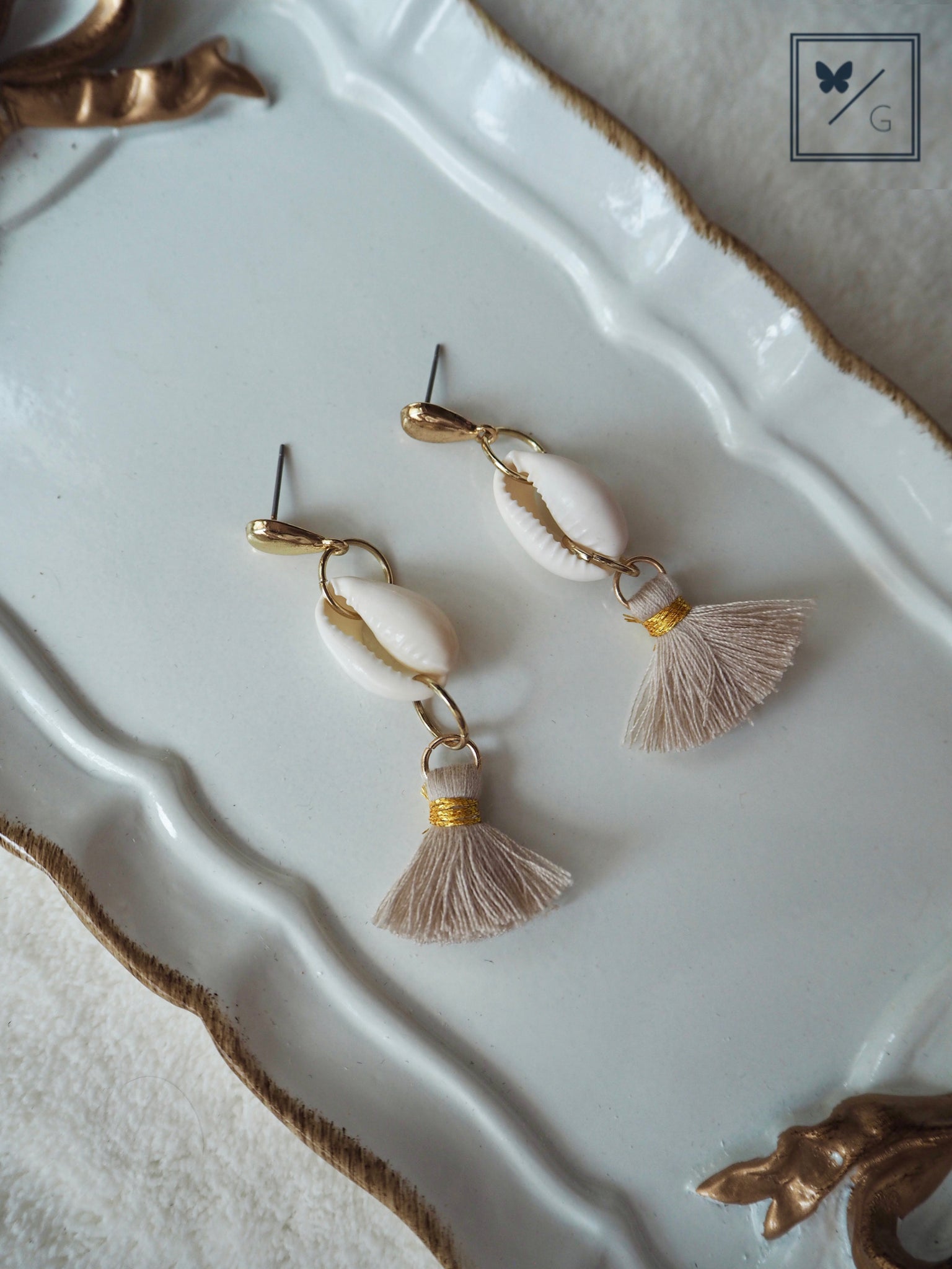 Kelis Shell Tassel Earrings