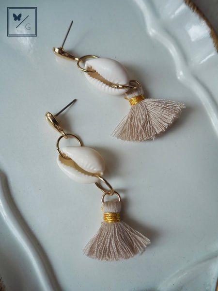 Kelis Shell Tassel Earrings